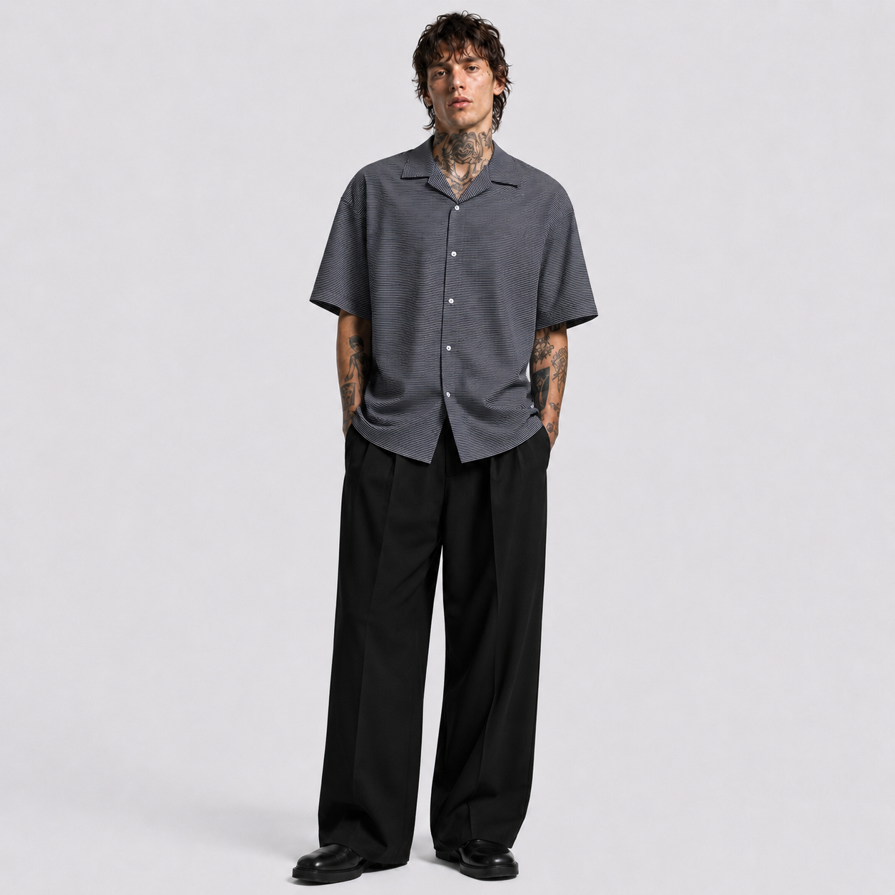 Afterbase Beyaz Yatay Çizgili Lacivert Oversize Erkek Gömlek modelsiz ön görünüm