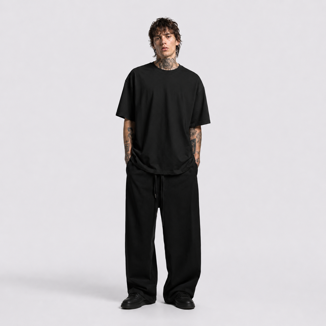 Siyah Basic T-Shirt - Arka Görünüm