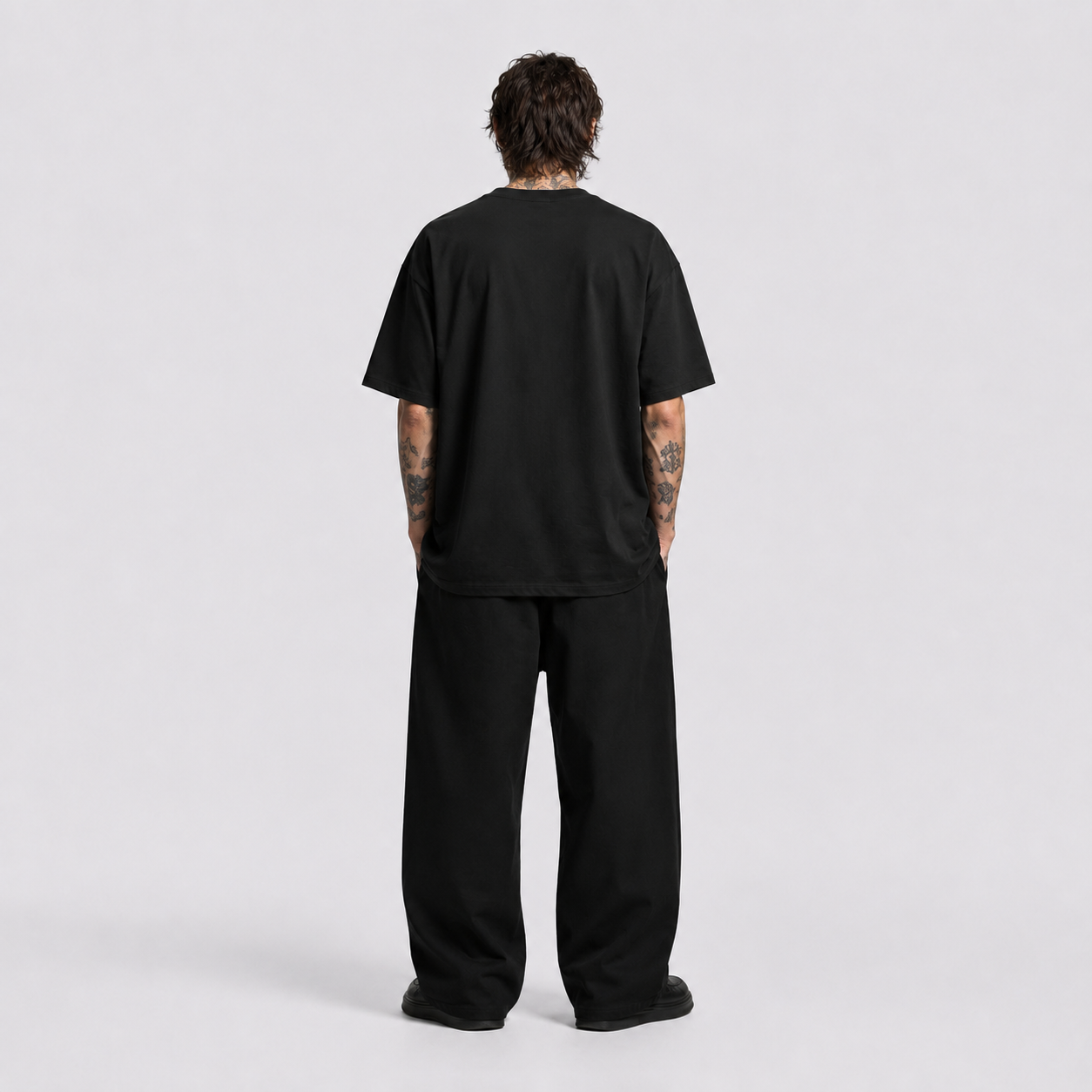 Siyah Basic T-Shirt - Yakın Çekim