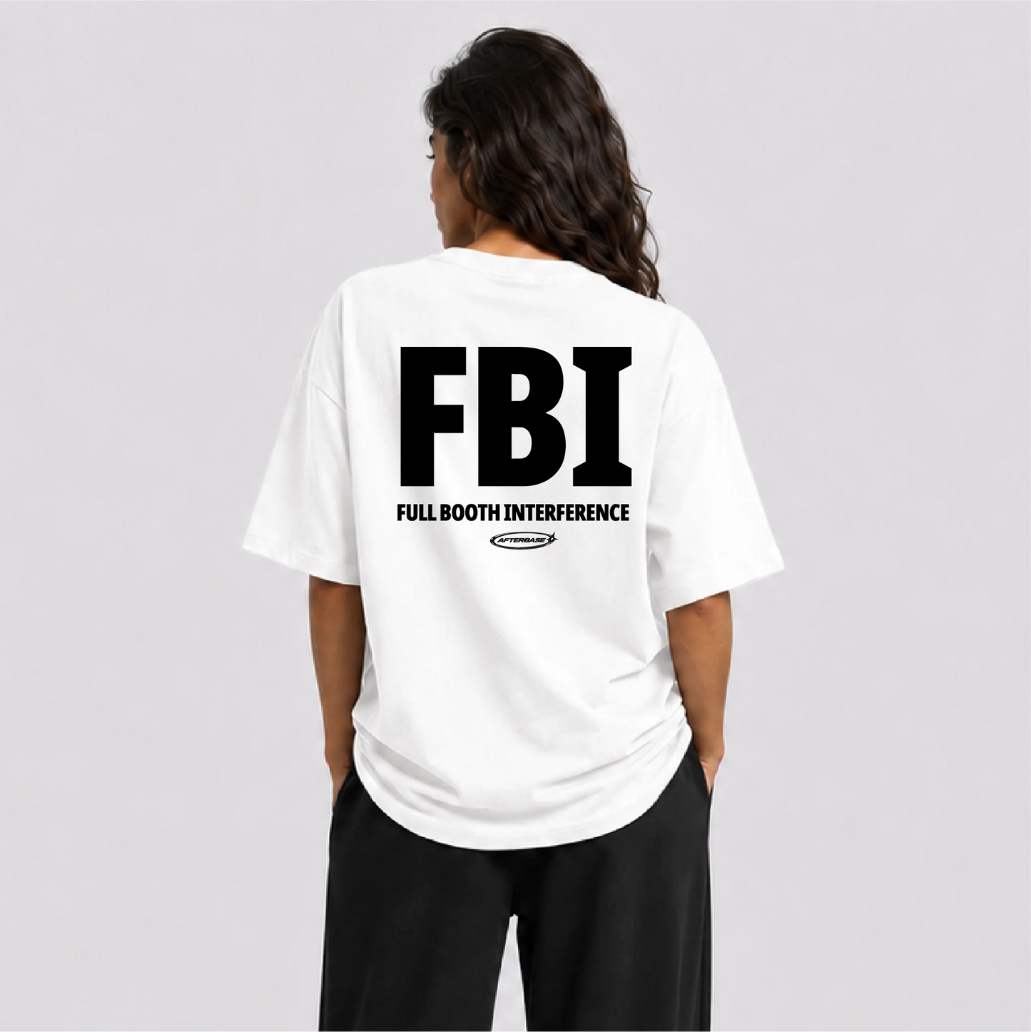 Afterbase FBI – Full Booth Interference beyaz oversize tişört - kadın model